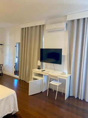 Comfort Double or Twin Room, Balcony, Mountain View - The View Hotel CV (Sao Filipe)