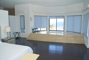 In-room safe, free WiFi - The View Hotel CV (Sao Filipe)