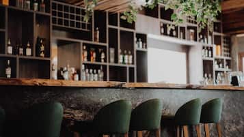 Bar (en la propiedad)