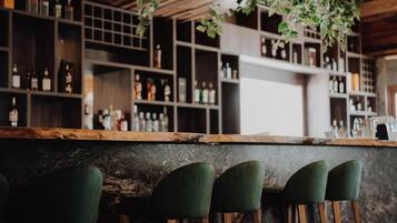 Bar (en la propiedad)