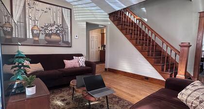 Family-Friendly 3BR Home Burke Mountain & Kingdom Trails Quiet, Sunlit, Sleeps 6
