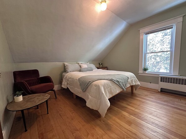 3 bedrooms, free WiFi, bed sheets
