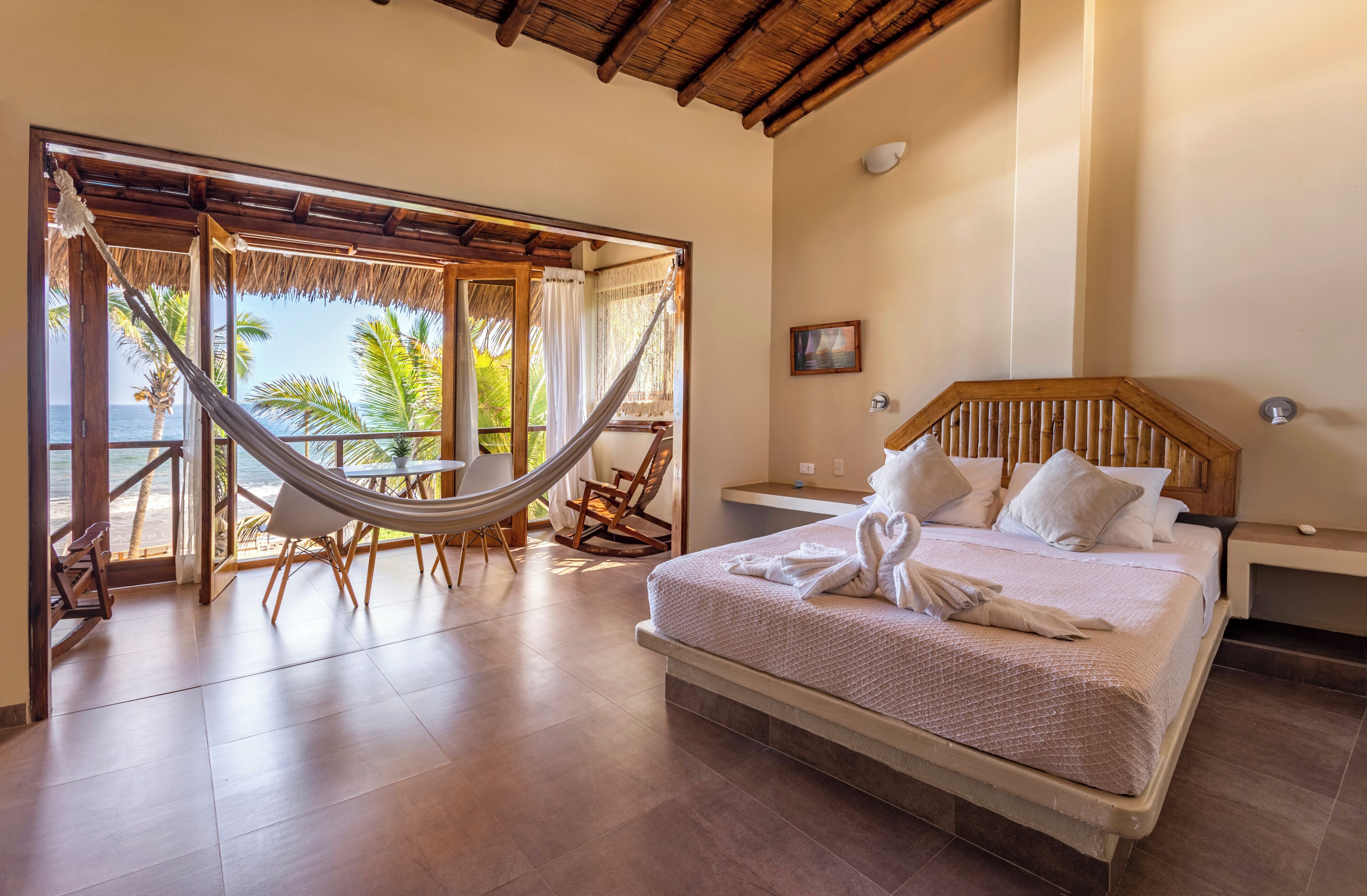 Dobbeltrom – junior, balkong, bassengutsikt