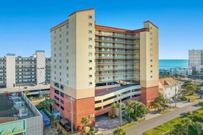 Exterior - Ocean Views 3BR3BA • Steps to Beach • Lazy River (North Myrtle Beach)