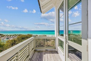 Property grounds - NEW, LOADED, GULF-FRONT 30A! Private Pool, LSV/Golf Cart, Bikes! (Santa Rosa Beach)
