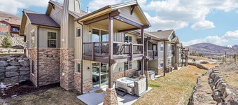 Black Rock Ridge Townhome | Hot Tub, Theater Room & Park City Views