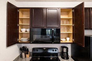 Fridge, microwave, oven, stovetop - Designer UAB Condo | King Bed | Balcony View 2 (Birmingham)