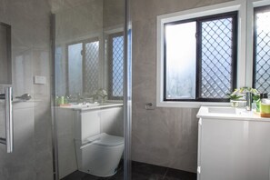 Bathroom - Walk to Mall & Train | Private Suite Kitchen & A/C (Oxley)