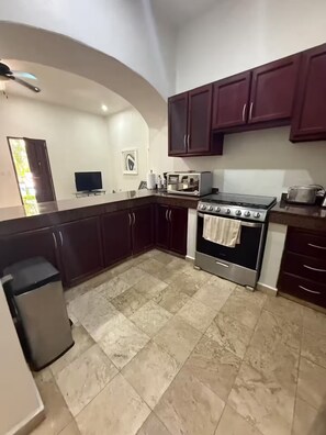Private kitchen - Awesome huge condo steps from Mamitas beach (Playa del Carmen)