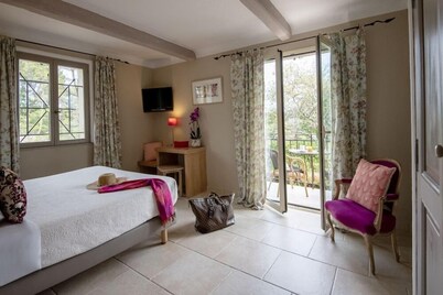 Hotel les Messugues By Alain Llorca