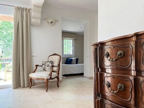 Interior - Hotel les Messugues By Alain Llorca (Saint-Paul-de-Vence)