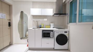 Standard Double Room, City View | Private kitchen