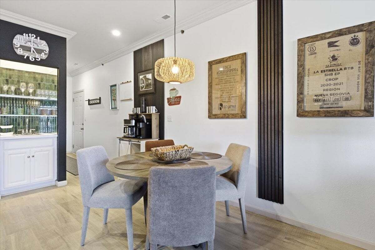 公寓客房, 多張床, 可使用泳池 (View to a Thrill)