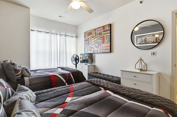 Condo, Plusieurs lits, accĂšs Ă la piscine (View to a Thrill)