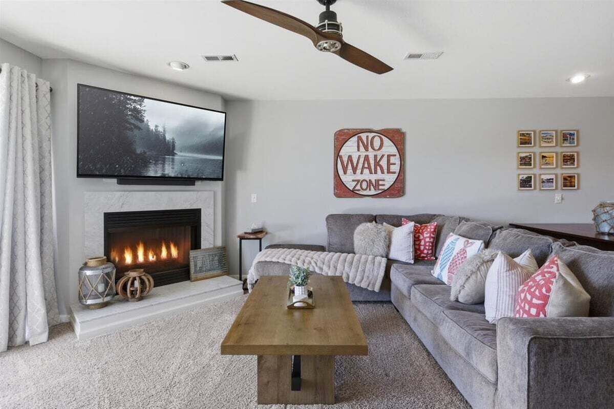 Condo, Multiple Beds, Patio (Martinis on the Ledge) | Living area