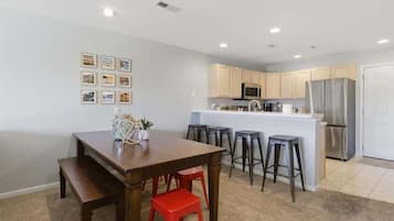 Condo, Multiple Beds, Patio (Martinis on the Ledge)