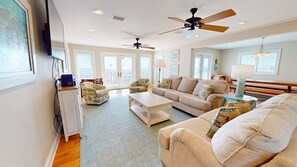 Smart TV, DVD player, table football - Blessed Blue - Gulf front with private pool on the East End of St. George Island. Pet Friendly! (St. George Island)