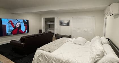 Poolside Suite | 98” TV | Sleeps 7 | 3 Rooms