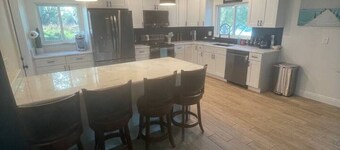 Lakefront Pool Retreat • Theater 7.1 • Fishing