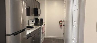 Cozy 2 Bedroom Apartment