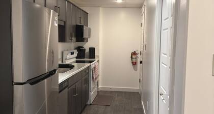 Cozy 2 Bedroom Apartment