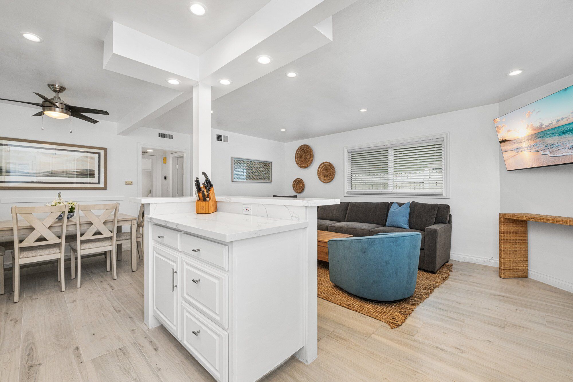 Balboa Remodeled Duplex With Parking Near The Funzone - ニューポート・ビーチ, CA