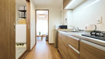 Apartment, Non Smoking | Private kitchen