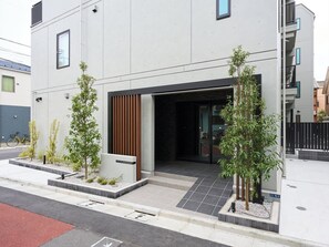 Exterior detail - K-Stay TOKYO HANEDA (Tokyo)