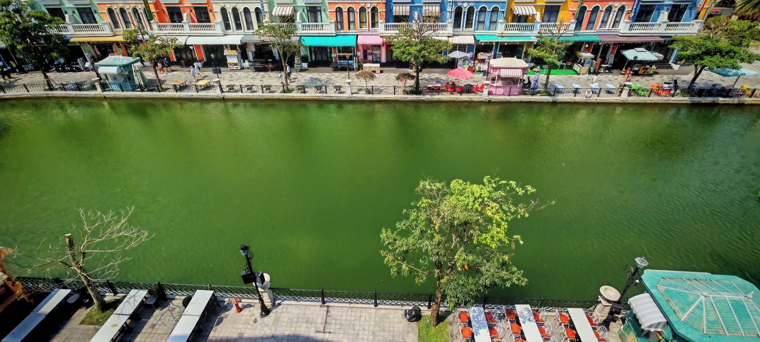 Familienstudio, Balkon, Kanalblick | Unterkunftsgelände