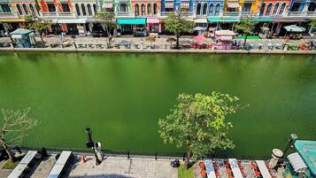 Familienstudio, Balkon, Kanalblick | Unterkunftsgelände
