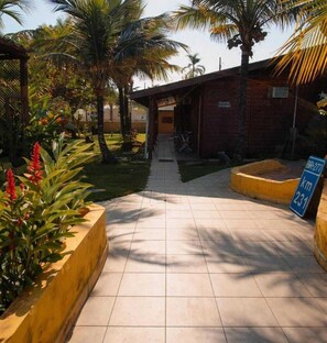 Property grounds - Pousada do Chico (Bertioga)