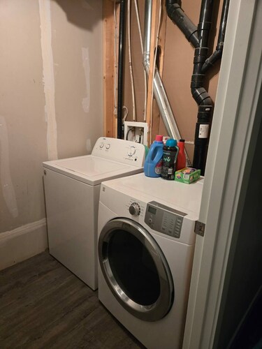 Room-cozy Room With Full Facilities in L