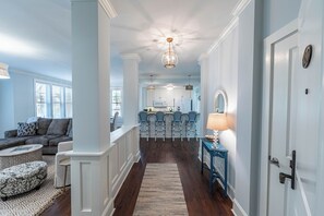 Interior - New Listing 2 bedroom condo in Reynolds Lake Oconee (Greensboro)