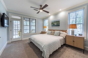 2 chambres, fer et planche à repasser, Wi-Fi gratuit, draps fournis