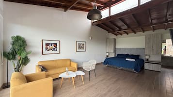 Deluxe Suite, Mountain View | Interior