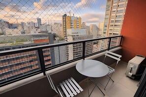 Basic Apartment | Outdoor dining - Fernando (São Paulo)