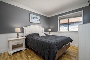 2 Schlafzimmer, Bügeleisen/Bügelbrett, kostenloses WLAN, Bettwäsche