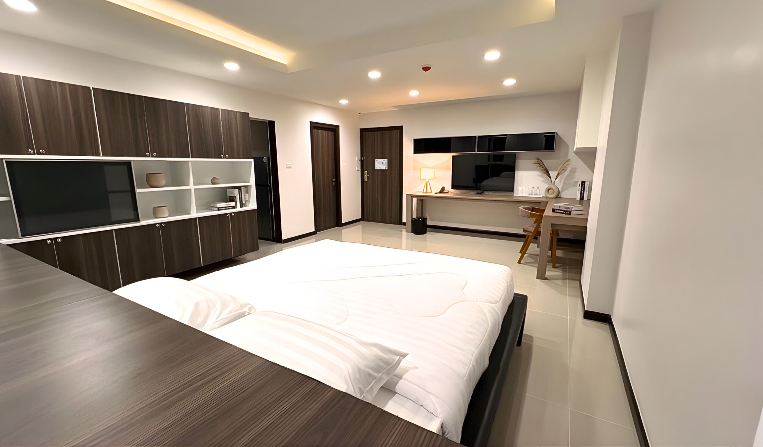 Suite Studio Supérieure, 1 très grand lit, service de ménage