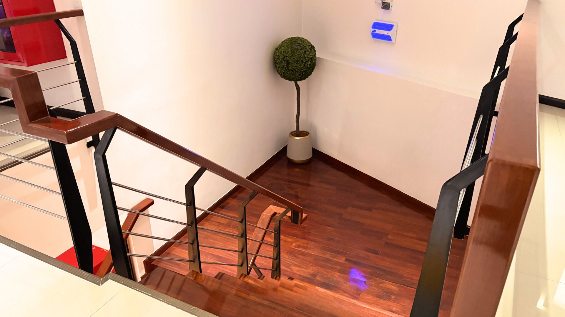 Handrails in stairways