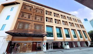 Exterior - Paul&Pam Hotel (Bangkok)