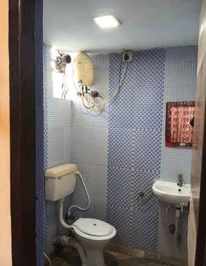 Bathroom - Fabhotel Step Inn Stays (Kolkata)