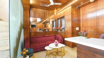 Siddeområde i lobbyen