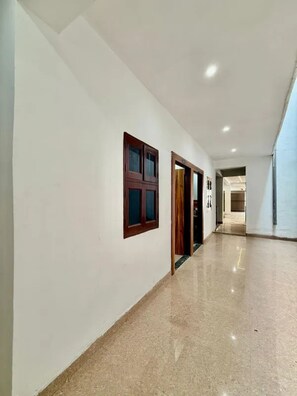 Lobby - Fabhotel Sky Sector 76 (Gurugram)