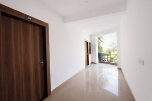 Lobby - Fabhotel Sky Sector 76 (Gurugram)
