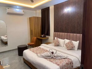 Room - Fabhotel Revelon Grand (Indore)