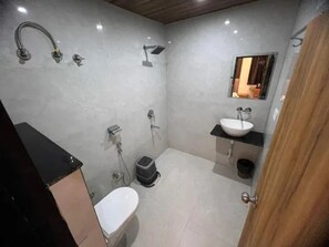 Bathroom - Fabhotel Revelon Grand (Indore)
