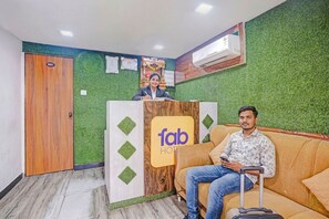 Reception - Fabhotel Orange Residency (Mumbai)