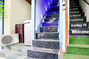 Staircase - Fabhotel Orange Residency (Mumbai)