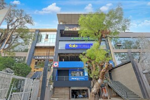 Exterior - Fabhotel Apple Tree (Agra)