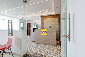 Reception - Fabhotel Apple Tree (Agra)
